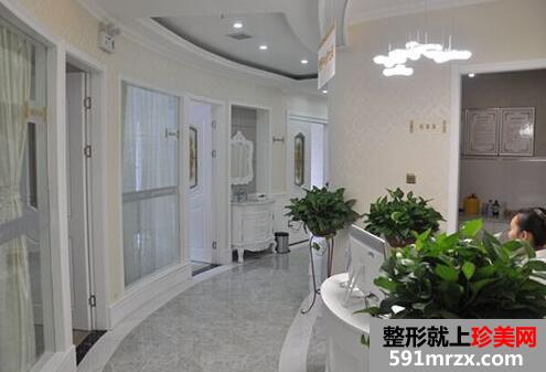 蘭州崔大夫整形醫(yī)院價(jià)格表2017新曝光