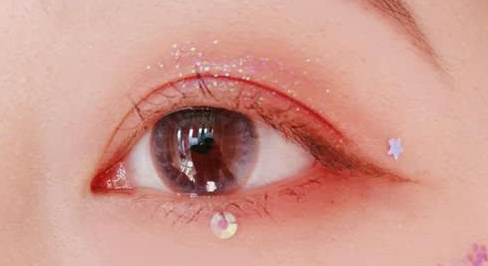 ���ӿ��԰��۾�Ū��