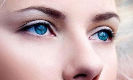 �_�۽����g�ăr�X�Ƕ���