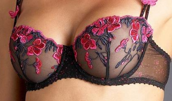 �ز��sС�g���̺ۆ�