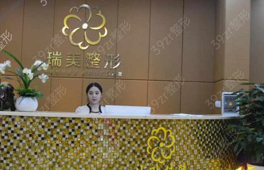 廣州假體隆胸整形醫(yī)院排行榜