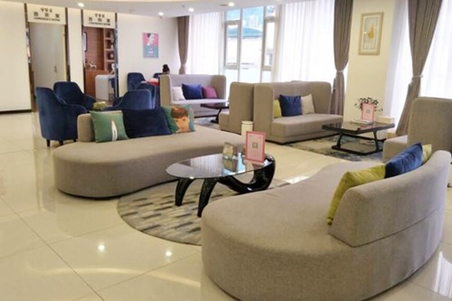 �Ȫ�е�һ�����tԺ��ǻ��